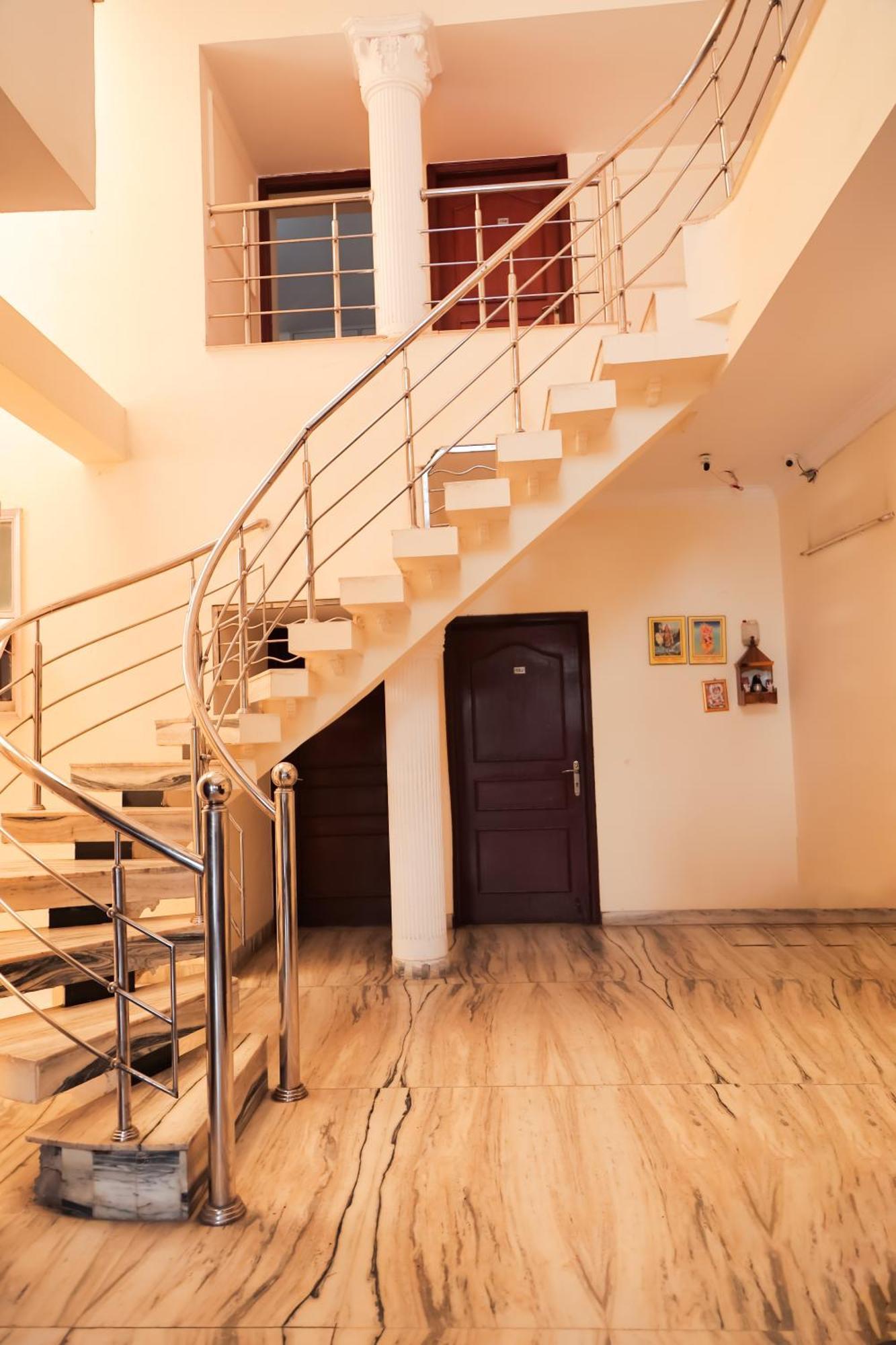Hotel Green Villa - Near Anand Vihar Station New Delhi Exteriör bild