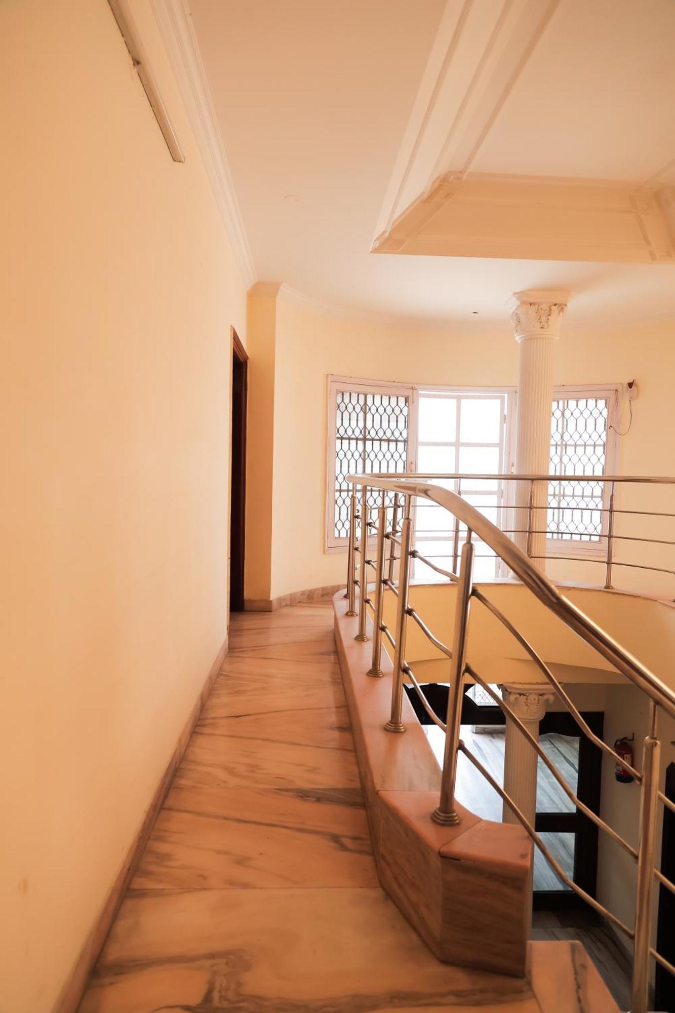 Hotel Green Villa - Near Anand Vihar Station New Delhi Exteriör bild